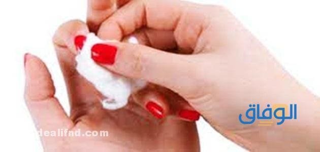 طريقة ازالة المناكير