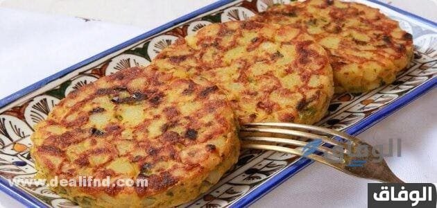 فطاير حلوه بدون فرن على الطاسه