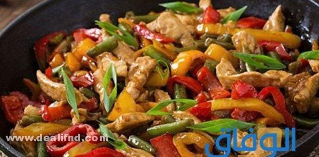 اكل صيني بالدجاج والخضار
