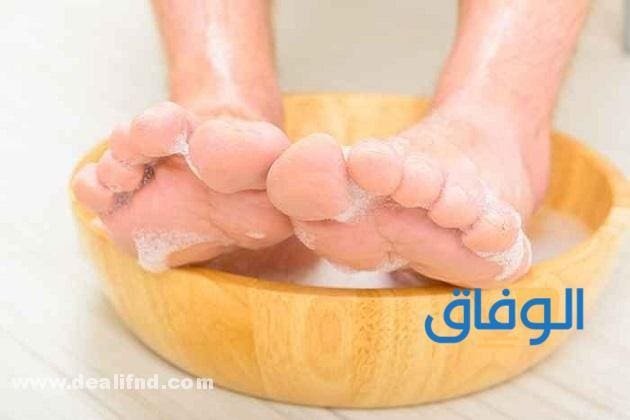 كيف أجعل قدمي وردية (بأسهل الطرق المنزلية) 2026 الأقدام