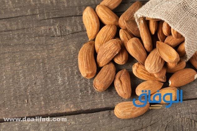 خلطة جل الصبار واللوز المطحون