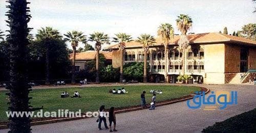 الجامعة الامريكية في بيروت | كيفية التسجيل | الكليات المتاحة؟ الجامعة الامريكية في بيروت