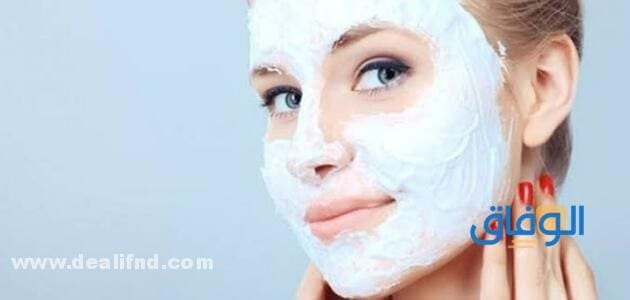 أسباب وعلاج (حبوب تحت الجلد في الوجه) بسرعة