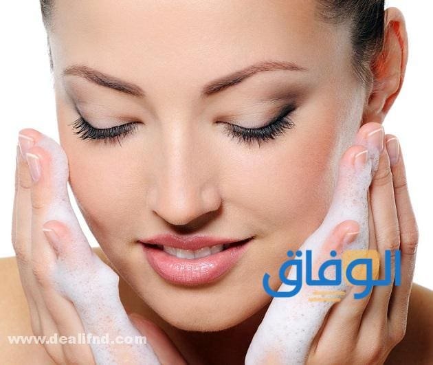 منظف للوجه طبيعي