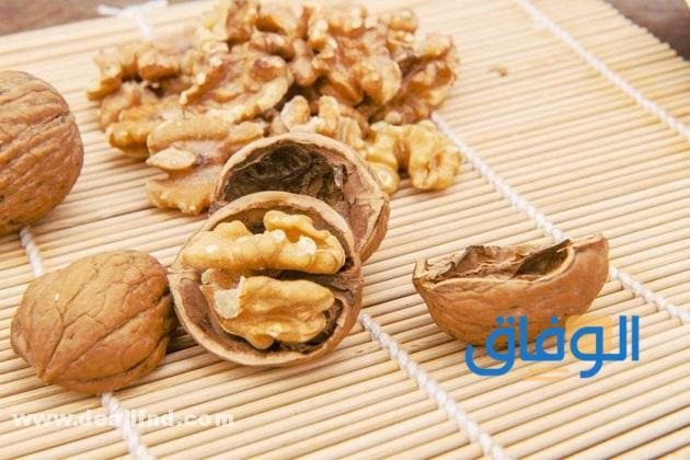 +05 فوائد الجوز على الريق لا غنى عنها !!