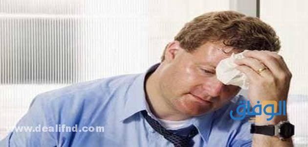 أسباب التعرق بدون مجهود؟ وعلى ماذا يدل العرق!! أسباب التعرق بدون مجهود