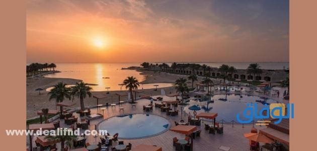 هوليداي إن الخبر شاطيء نصف القمر هوليداي إن الخبر شاطيء نصف القمر