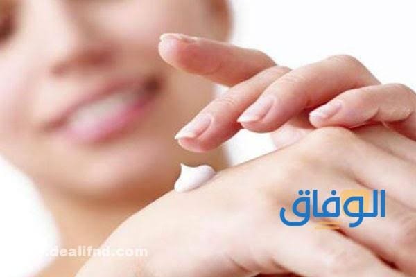 أفضل كريمات لجفاف وتشقق اليدين في فصل الشتاء