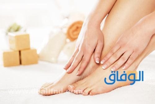 كريم لعلاج تشقق القدمين | +07 لترطيب فائق وعناية كاملة