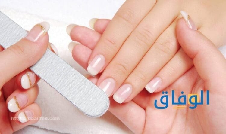 مناكير شفاف أشهر 6 أنواع
