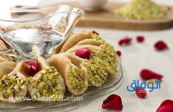 طريقة عمل القطايف بالخطوات سهلة وبسيطة طريقة عمل القطايف في الخلاط