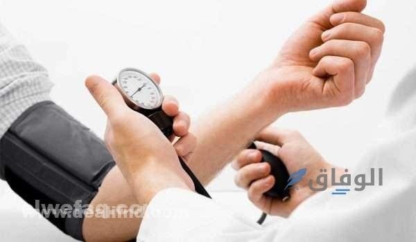 اشياء تنزل الضغط فعالة 100% | أهم 10 مشروبات للضغط العالي