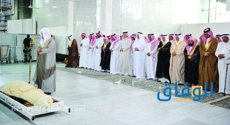 كيفية الصلاة على الميت بشكل صحيح | وما هو أجرها