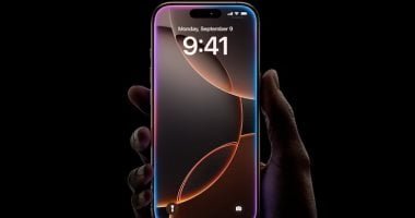 آبل تتراجع عن دعم iPhone 17 Pro بميزة الشاشة المضادة للانعكاس