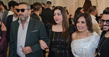 أحمد عبد العزيز وهنادي مهنا ووفاء عامر فى حفل زفاف ابنة أمل رزق (صور)