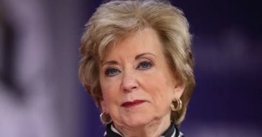 أخطاء إملائية.. رسالة وزيرة التعليم الأمريكية إلى جامعة هارفارد تثير الجدل