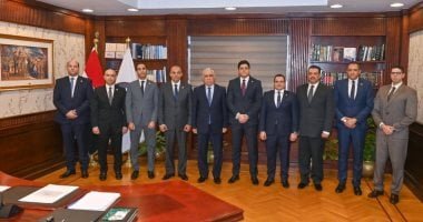 النائب العام يستقبل عددًا من رؤساء الاستئناف للنيابات المتخصصة لعرض الكشوف الانجاز
