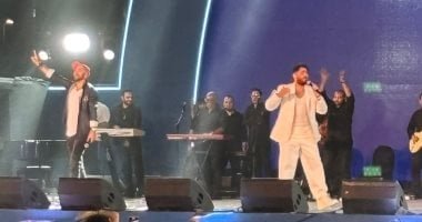 تامر حسنى يغنى “زورونى كل سنة مرة” بتوزيع جديد فى حفله jukebox