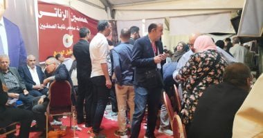 تزايد عدد الصحفيين في انتظار إعلان نتيجة انتخابات التجديد النصفى للنقابة