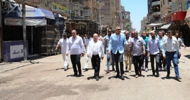 تنفيذ السوق الحضارى فى كوم أمبو بأسوان لاستيعاب الباعة الجائلين