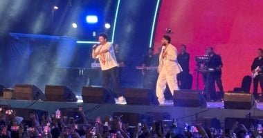 حميد الشاعرى يغنى مع تامر حسنى “عينى” والأخير يعلق: غيّر شكل الأغنية فى مصر