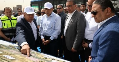 رئيس الوزراء: الأتوبيس الترددى على الطريق الدائرى مشروع كان “حلما”