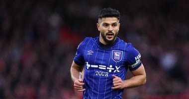 سام مرسي يشارك 68 دقيقة في تعادل إيفرتون ضد إيبسويتش بالدوري الإنجليزي
