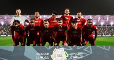 طارق حامد يشارك في تعادل الاتفاق ضد ضمك بالدوري السعودي