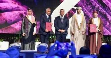 طلعت مصطفى توقع إتفاقية مع وزارة الإسكان بسلطنة عمان لتطوير مشروعين عقاري وسياحي باستثمارات 1.5 مليار ريال عماني
