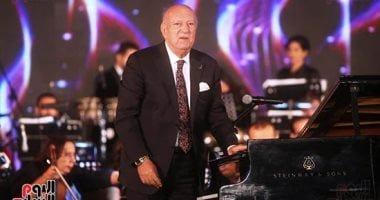 عمر خيرت يحيى حفلاً موسيقيًا في الأوبرا.. 29 مايو