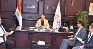 محافظ الأقصر يتابع أحدث مستجدات منظومة التقنين وملف التصالح على مخالفات البناء.. صور