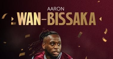 وان بيساكا يُتوج بجائزة “لاعب الموسم” فى وست هام لعام 2024/25
