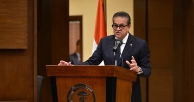 وزير الصحة ينعي صيدلانية ومراقب صحي من العاملين بالوزارة