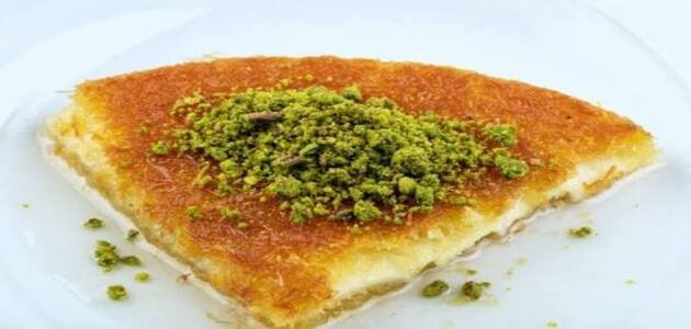 وصفة كنافة رمضان 2026 زي المحلات (الميزان + حرارة الفرن + سر القطر) وصفة كنافة رمضان 2026 زي المحلات