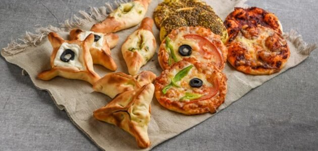 وصفات سحور رمضان 2026 مش بتعطّشك (قائمة أسبوع كامل + كميات) وصفات سحور رمضان