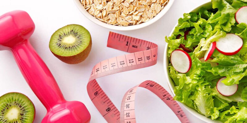 حساب السعرات في رمضان 2026: إفطار + سحور (حاسبة + أمثلة مصرية) حساب السعرات في رمضان