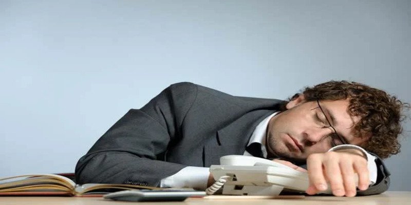 عادات تزيد التركيز في رمضان: 10 طرق بسيطة للحفاظ على النشاط الذهني أثناء الصيام عادات تزيد التركيز في رمضان