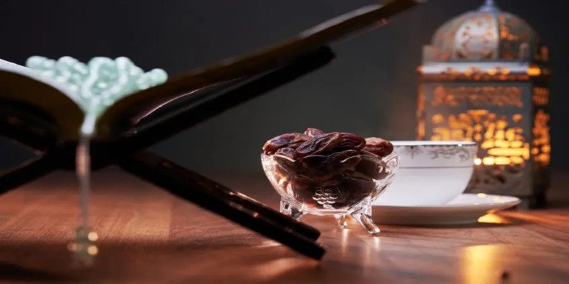 كيف استغل رمضان في تحسين العادات؟ خطوات عملية لحياة أكثر توازنًا وإيجابية كيف استغل رمضان في تحسين العادات